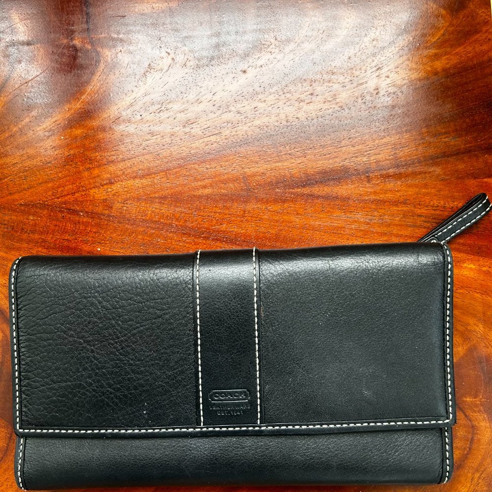 Coach Leather Trifold Wallet in Black